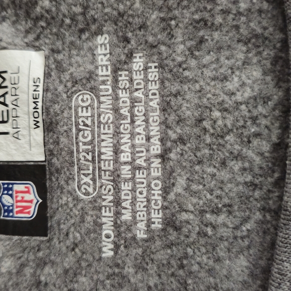 NFL Philadelphia Eagles Gray Sweatshirt - Picture 2 of 6